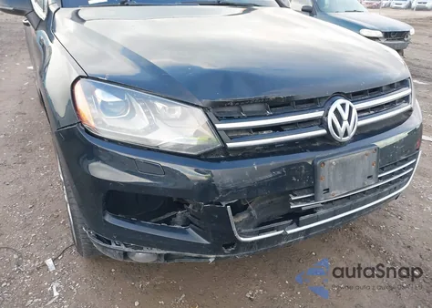 2013 Volkswagen Touareg Vr6 Lux z USA, uszkodzony, nr VIN WVGEF9BP6DD010528